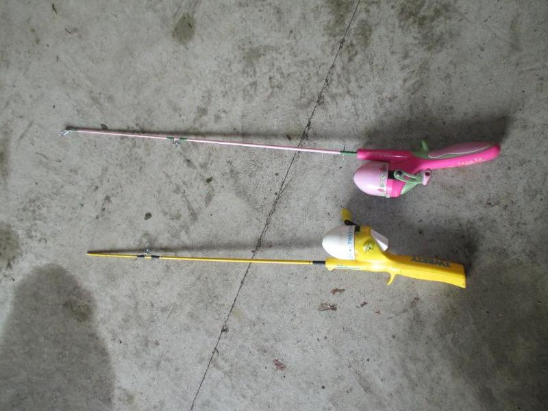 lot 48 image: Shakespeare Girl Real & POle