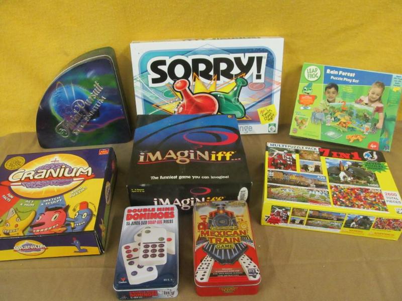 lot 113 image: Group of Games and Puzzles - Sorry,...