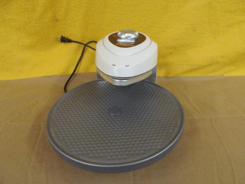 lot 164 image: Presto Pazzaz Pizza Maker...