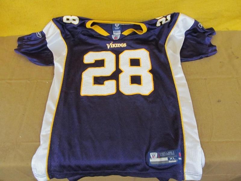 lot 218 image: Official XL Youth Adrian Peterson #...