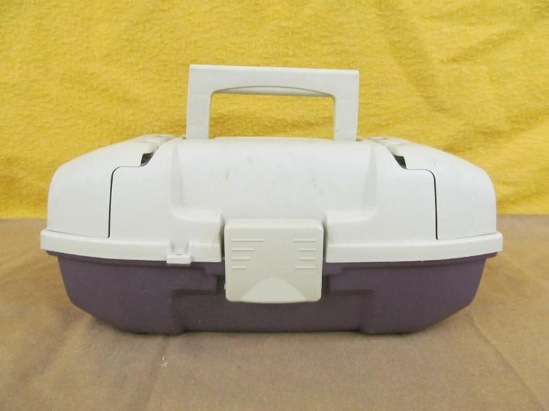 lot 38 image: Small Tackle Box with Some Tackle a...