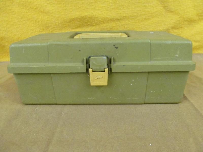 lot 39 image: Small Empty Plano Tackle Box...