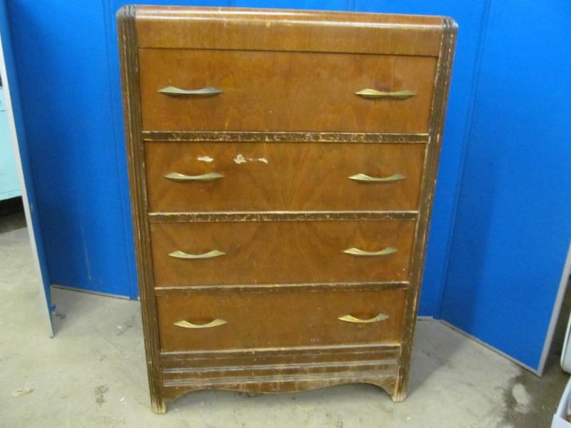 lot 5 image: Vintage Dresser, 44 in t x 18 in x ...