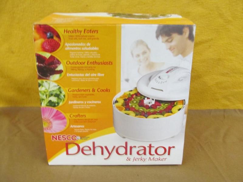 lot 58 image: Nesco Dehydrator and Jerky Maker - ...
