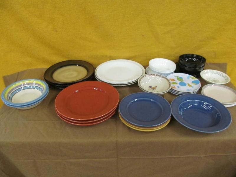 lot 72 image: Group of Misc.Dishes - Dinner Plate...
