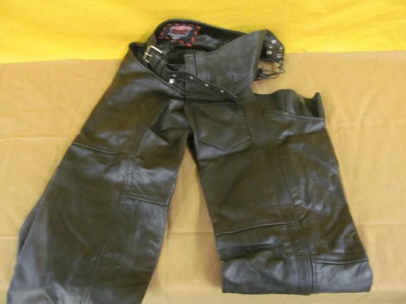lot 73 image: XL Leather Riding Chaps...