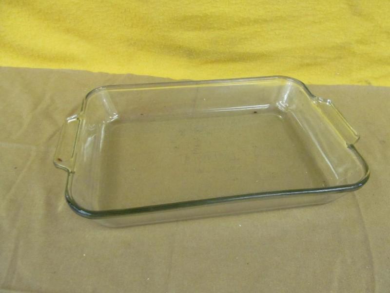 lot 77 image: Large Anchor Pan, 11" x 15&quo...