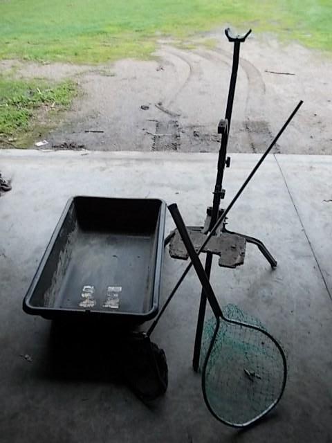 lot 12 image: 2-Fishing Nets, Rifle Shooting Stan...