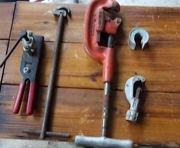 lot 34 image: Ridgid Pipe Cutters, Basin Wrench, ...