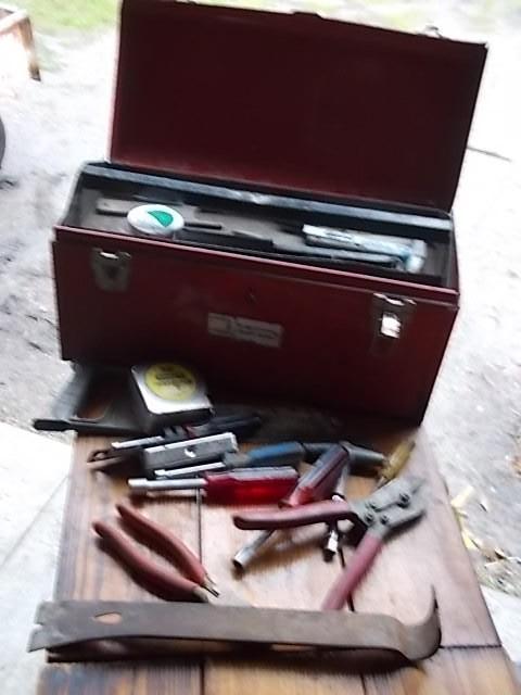 lot 37 image: Tool Box & Contents Drivers, C...