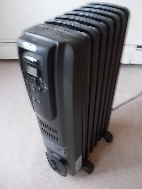 lot 76 image: DeLonghi&nbspElectric Heater...