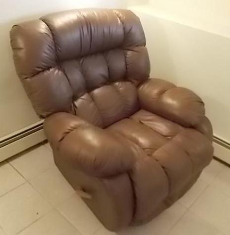 lot 82 image: Leather Wall Hugger Style Recliner ...
