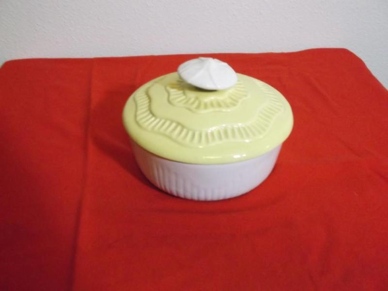 Cute covered dish 6 14&quot x 5&q...