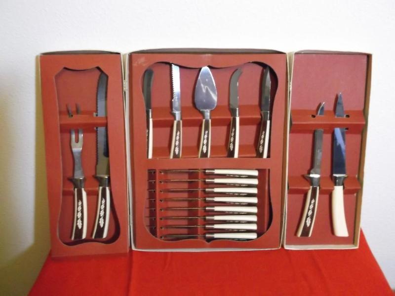 Vintage Sheffield English cutlery 1...