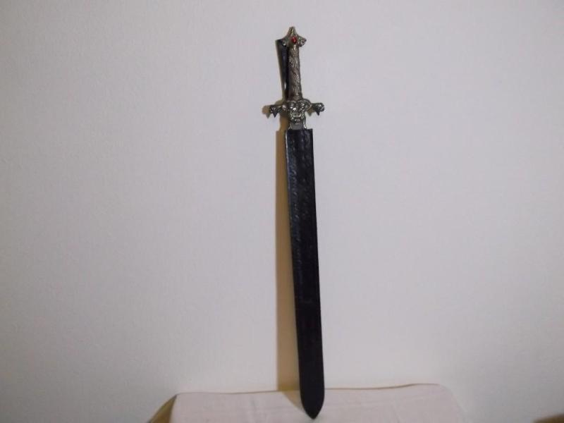 Nice decorative sword in sheath 30&...