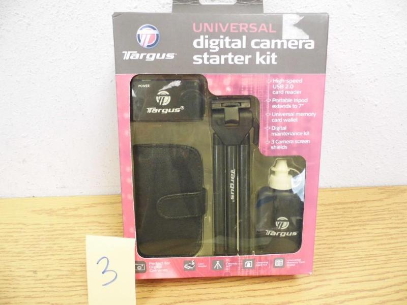 Targus Universal Digital Camera Starter Kit