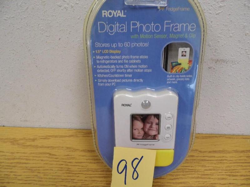 Royal Digital Photo Frame