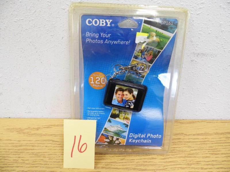Coby Digital Photo Key Chain