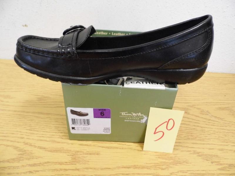 Thom McAn Shoes