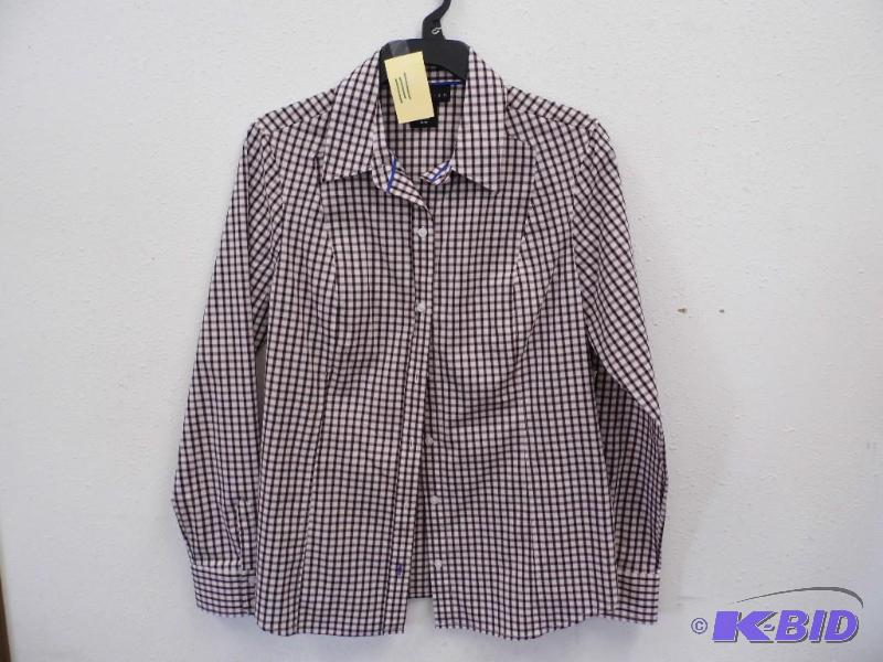Attention Button Down