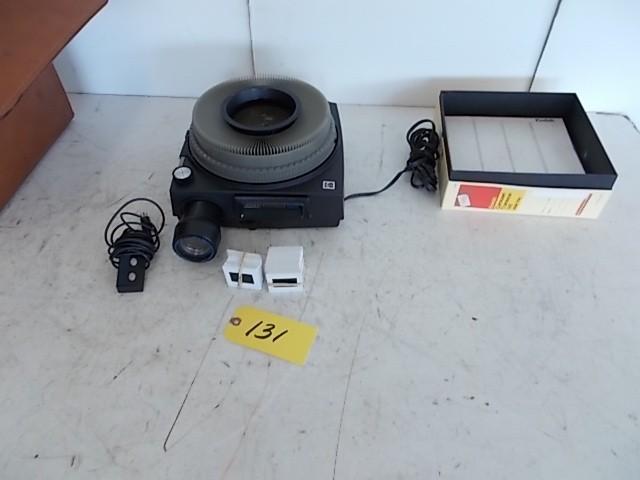 lot 131 image: Kodak 850H Carousal Projector with ...
