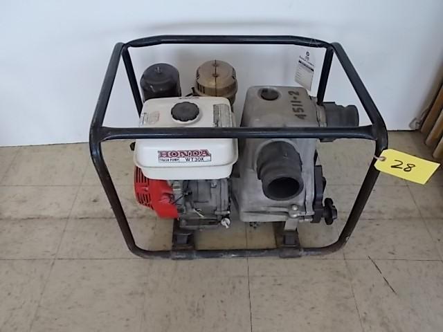 lot 28 image: Honda WT30X Trash Pump, Works...