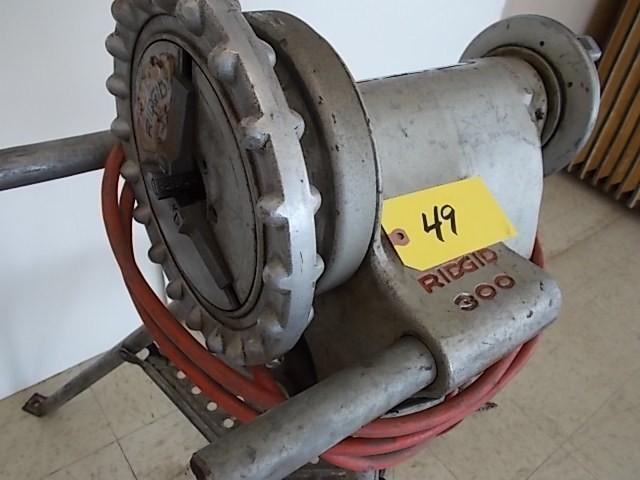 lot 49 image: Ridgid Model 300 Pipe Threader with...