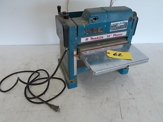 lot 62 image: Makita Model 2012, 12" Wood Pl...