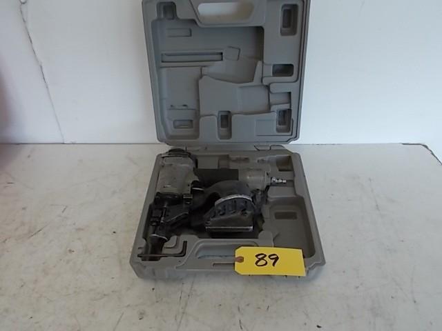 lot 89 image: Porter Cable Roofing Nailer, Works...
