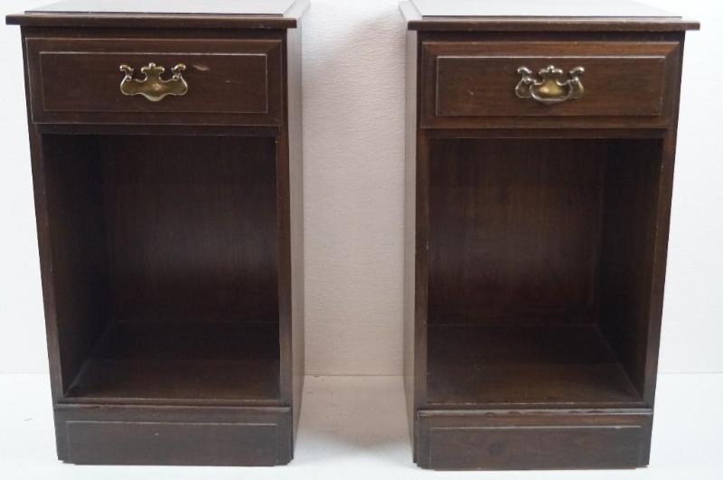 2 Night Stands