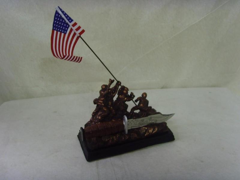 Iwo Jima Memorial with Knife