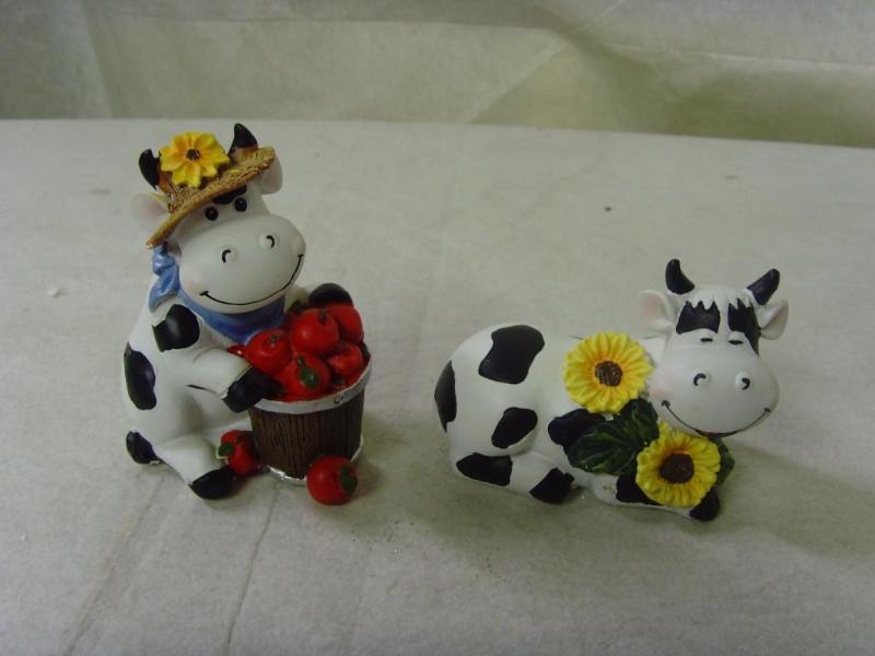 Adorable Cow Sitters