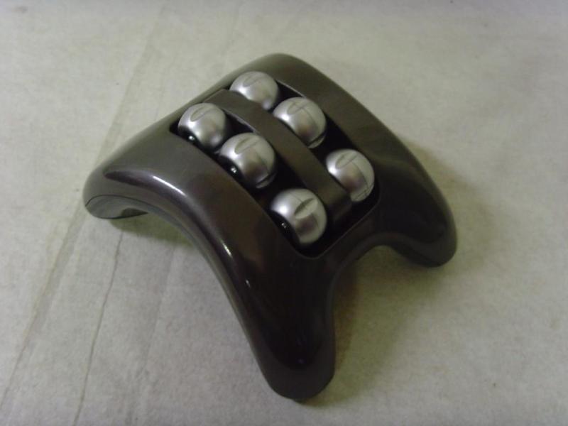 lot 53 image: Mini Foot Massager