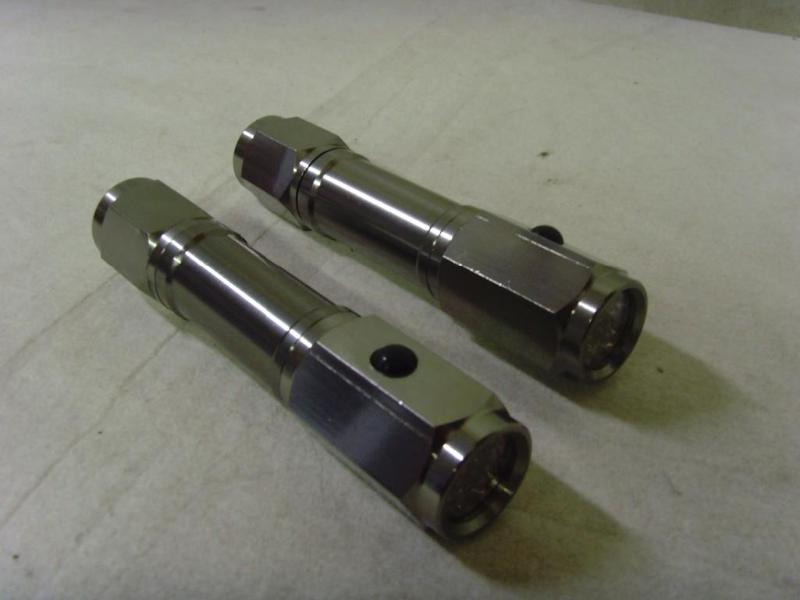 lot 81 image: Auto Emergency Flashlights