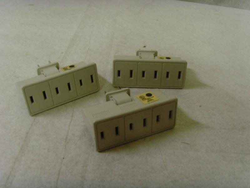 lot 84 image: Set of 3 Swivel 3 Outlet Adapters