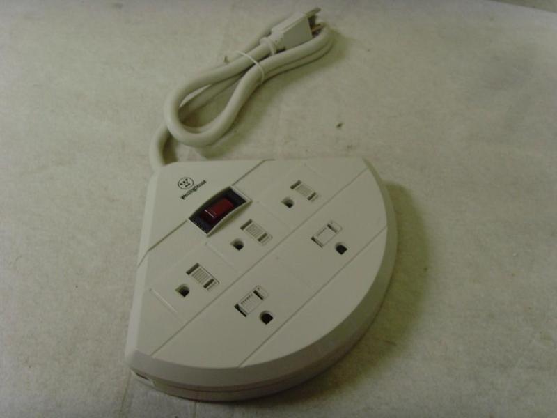 lot 85 image: Corner Power Block