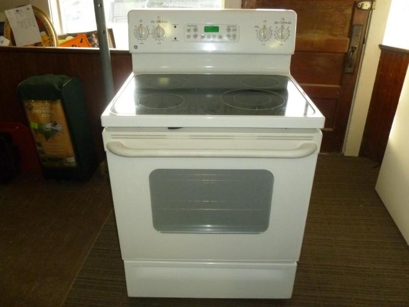 GE True Temp ceramic top electric k...