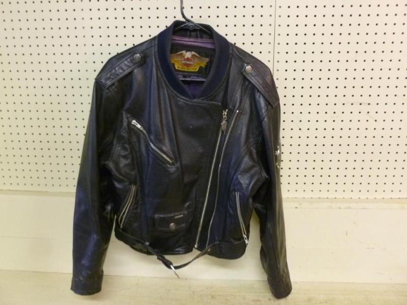 Harley Davidson ladies leather bike...