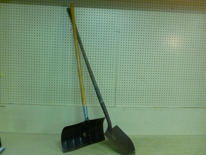 This lot consists of a sand shovel ...