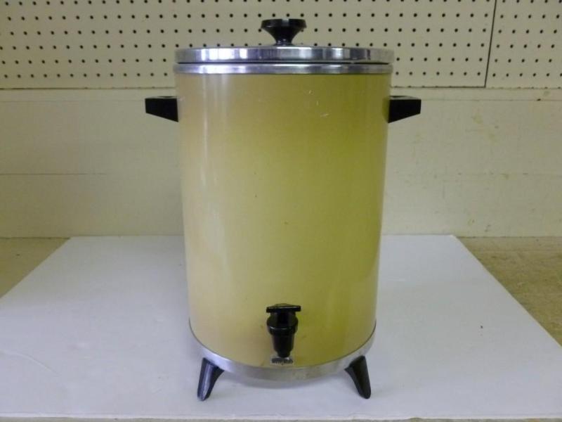 Large West Bend 30 cup&nbsppercola...