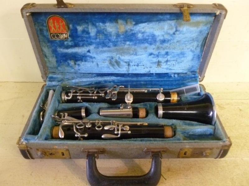 Vintage Conn Director clarinet, com...