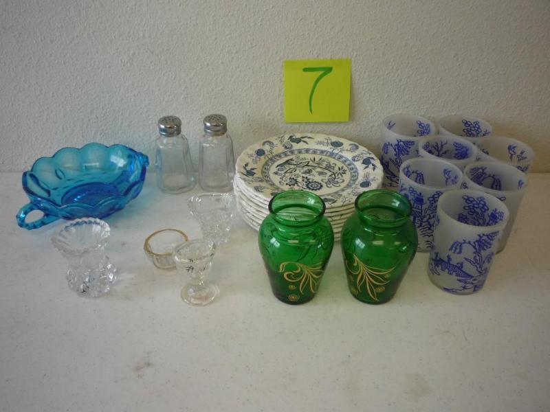 Lot of Glassware
