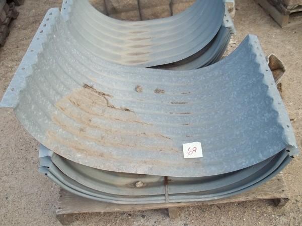 lot 69 image: 17 PCS WINDOW WELLS 24" HIGH, ...