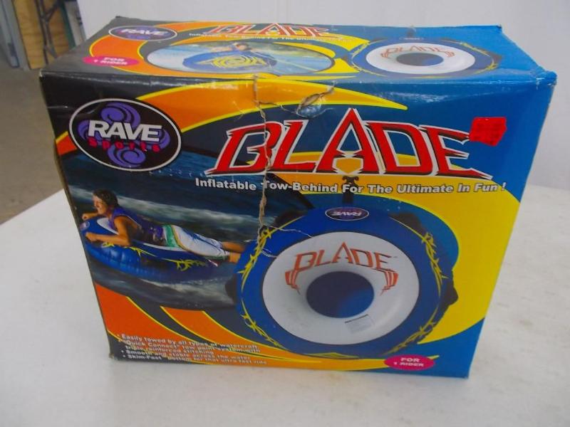 Rave Sports inflatible tow tube. Mo...