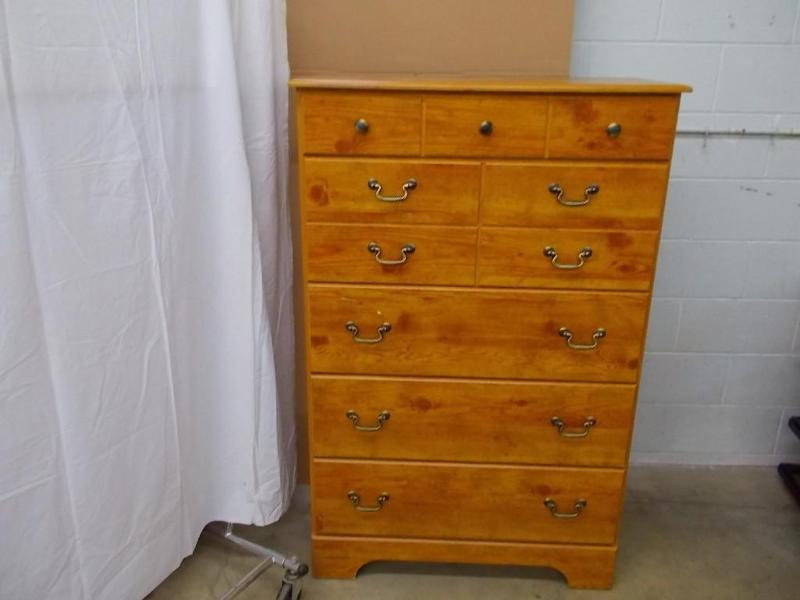Pine finish, 5 drawer, laminate dre...