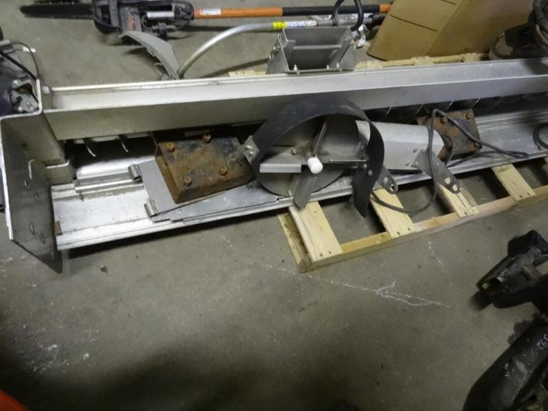 lot 3 image: All aluminum and stainless salt san...