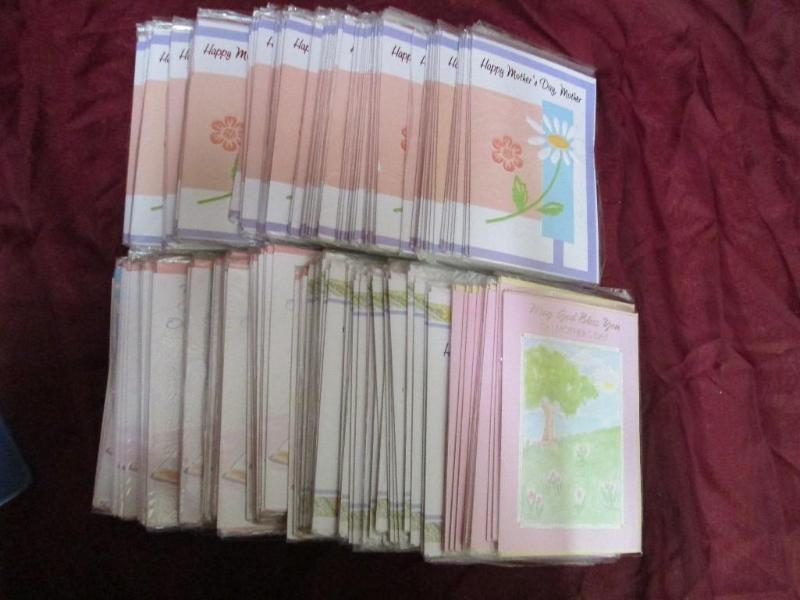 Lot of 200 assorted Mothers Day ca...