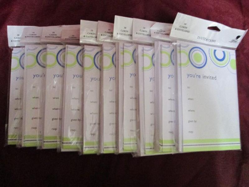 Lot of 10 lime and light blue circl...