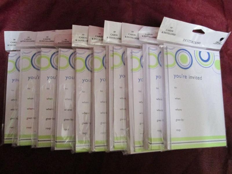 Lot of 10 lime and light blue circl...