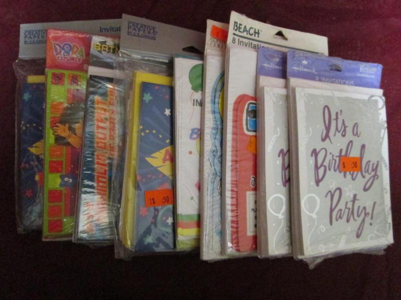 Lot of 10 assorted birthday party i...